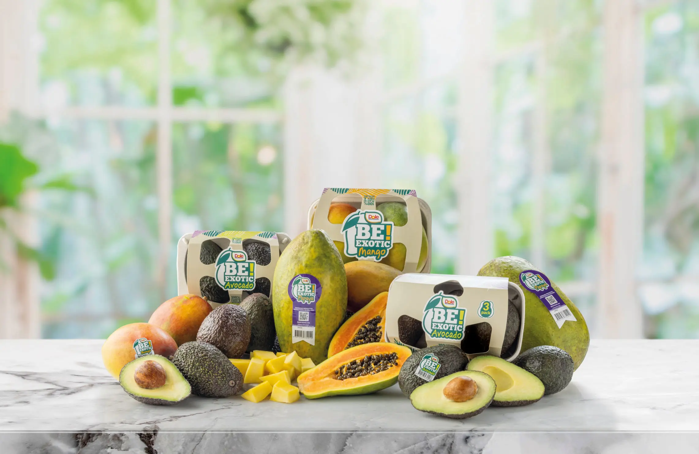 Dole BE Exotic! Lifestyle Image